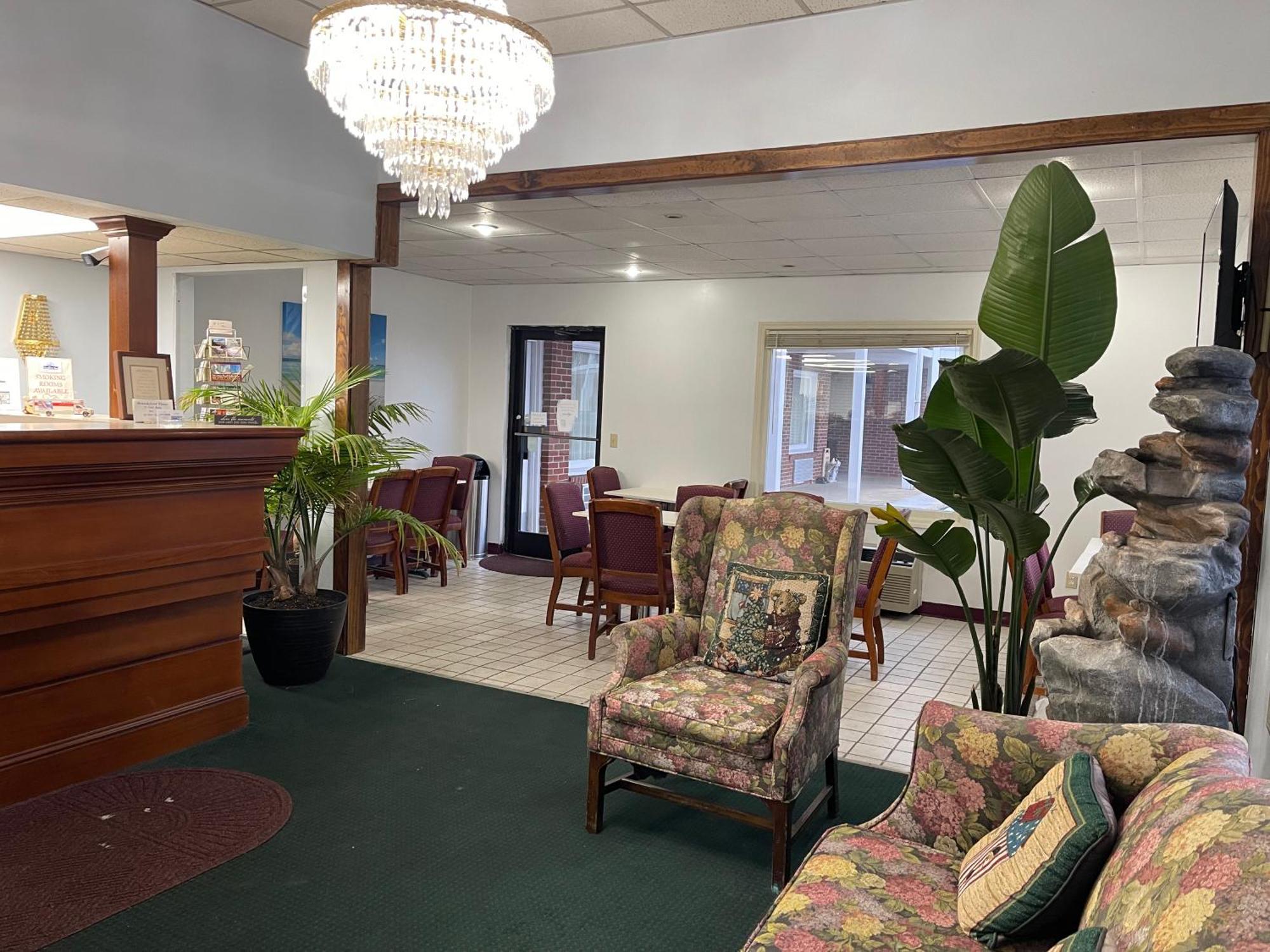 Hamilton Inn Jonesville I-77 Exteriör bild